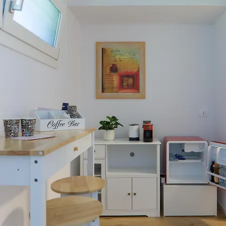 Konukevi Domus Mirea 3*